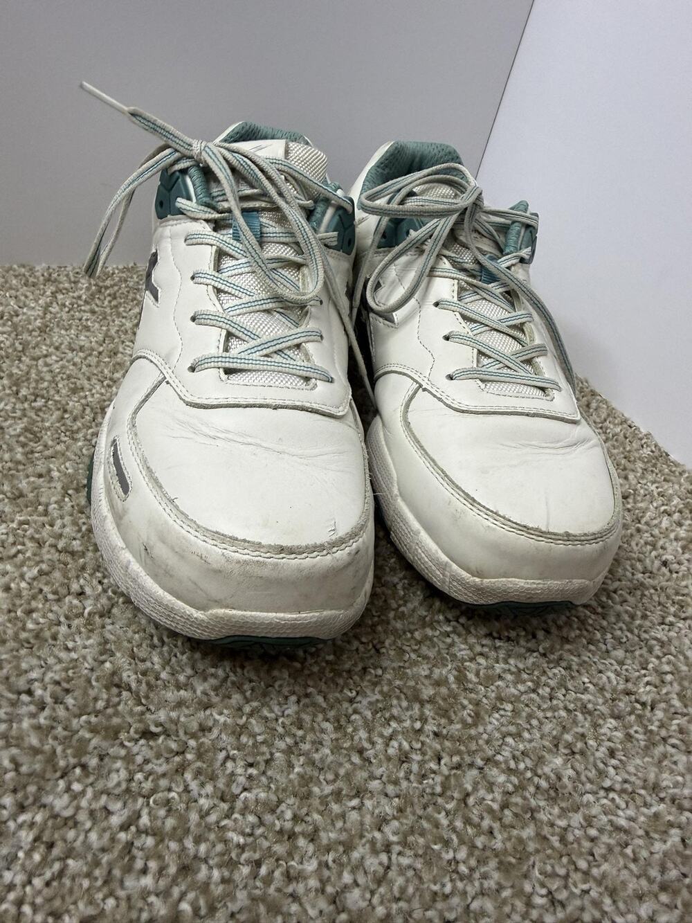 KURU Shoes Womens 10.5 White Kinetic Anti Slip Resistant Work Sneakers Ladies